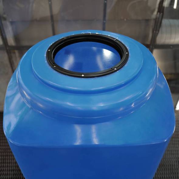 Емкость L 1000 л