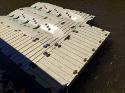 Понтон для гидроцикла