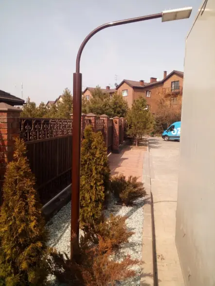 Стальной фонарный столб «Техно-Э» со светильником 5,2 м (160 Вт)