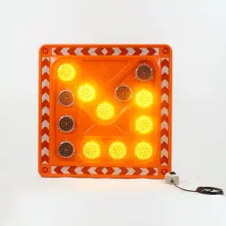 Стрелка светодиодная импульсная ССИ-13 900х900