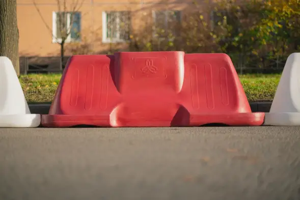 Блок дорожный 2000/011 "Оптимум" красный