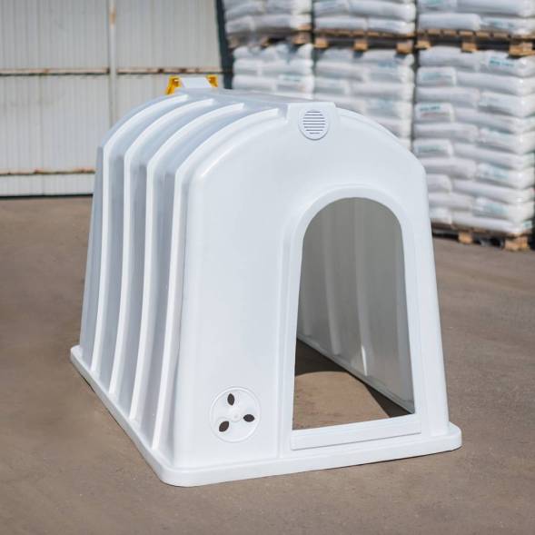 Домик для телёнка большой