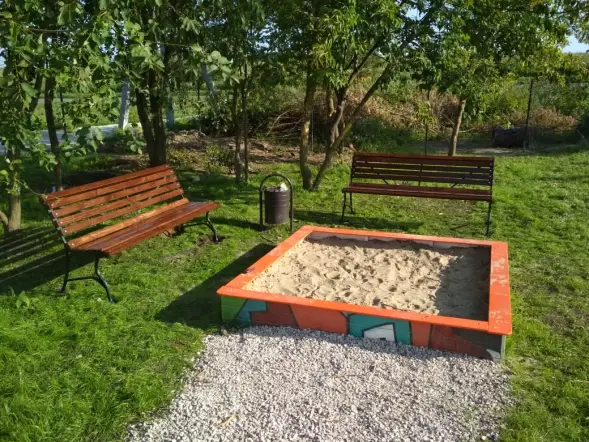 Скамейка стальная «Элегант» без подлокотников 3,0 м (3 опоры)