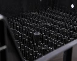 Ящик пластиковый для гидропонной выгонки с клапаном, 600х400х190 мм, черный [600400190-04К]