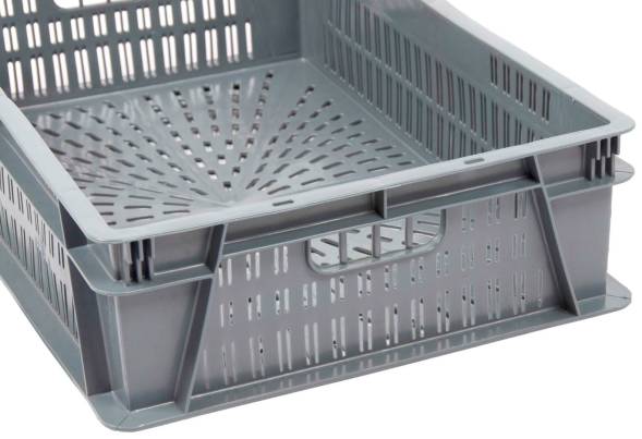 Пластиковый Ящик 600х400х150 мм для перевозки суточных цыплят и цыплят бройлеров