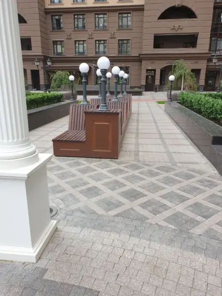 Скамейка стальная с фонарями «Лайт»