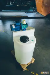 Емкость дозировочная 100 с турбинной мешалкой