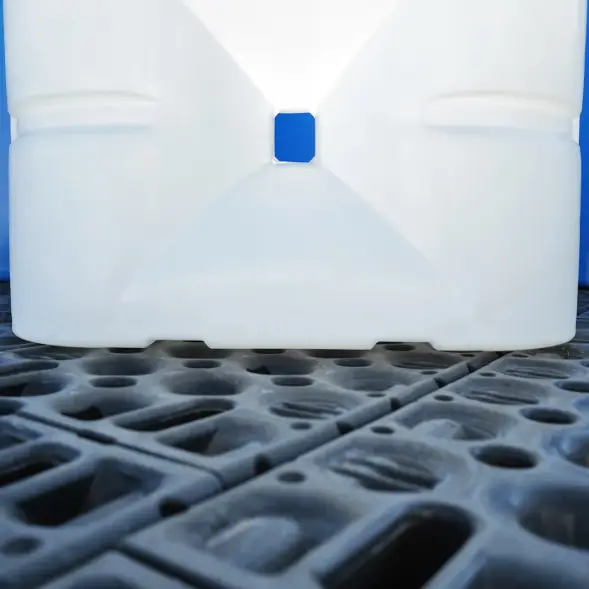 Емкость S 1000л OIL белая