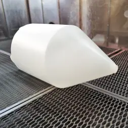 Емкость ФМ 120л белая в обрешетке