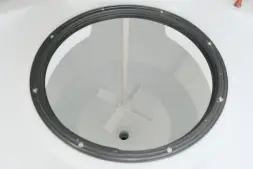 Емкость ЦКТ 3000 л с патрубком 90мм под плотность до 1,5 г/см³ белая