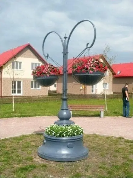 Цветочница вертикальная «Фемида»