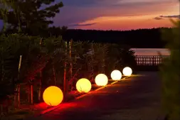 Светящийся шар Minge 500 мм Подсветка: RGB/W, ландшафтное крепление