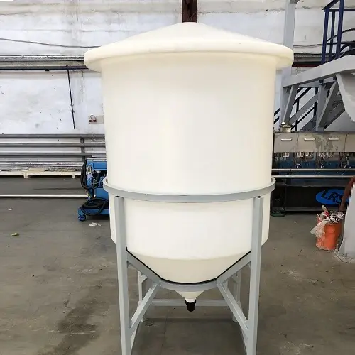 Бункер 1000 л в обрешетке