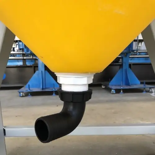 Бункер 1000 л в обрешетке