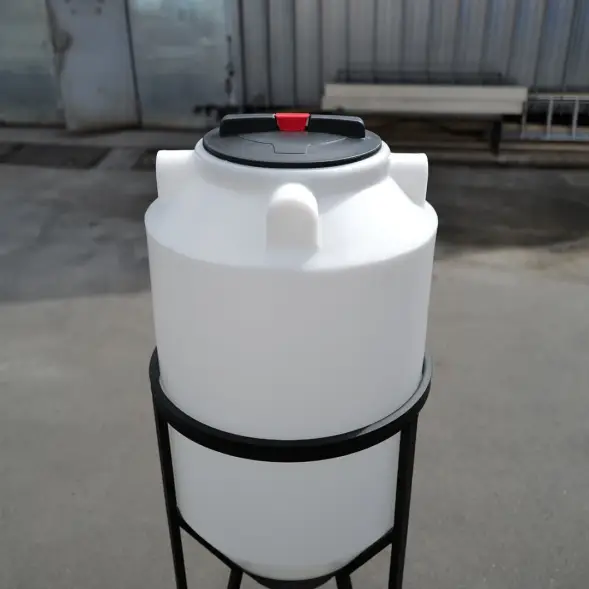 Емкость ФМ 240л белая в обрешетке