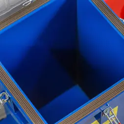 Контейнер герметичный специализированный вертикальный для битых ламп и термометров ГСК 400, 400х210х210 мм