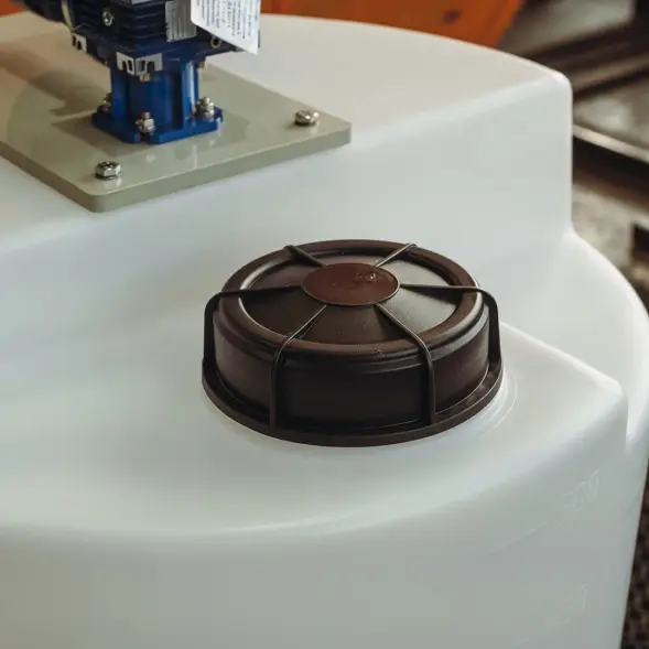 Емкость дозировочная 60 усиленная до 1.3 N белая с лопастной мешалкой