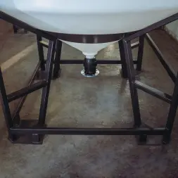 Емкость ЦКТ 5000 л с патрубком 90мм под плотность до 1,5 г/см³ белая