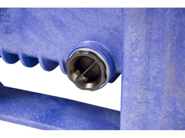 Крупногабаритный пластиковый контейнер сплошной на 2-х полозьях с 2 сливными пробками СП2 BoxPallet, 1200х1000х580 мм, синий [10-100-ОА-ACE-2 (580) 2хСП2]