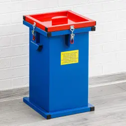 Контейнер герметичный специализированный вертикальный для битых ламп и термометров ГСК 600, 600х250х250 мм