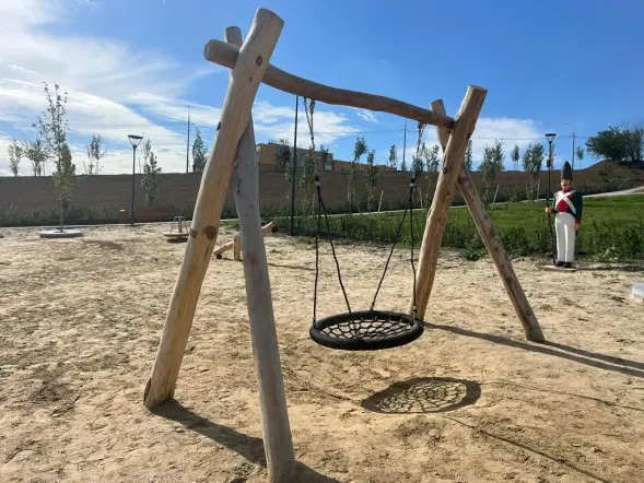 Качели HARDWOOD «Новороссийск»