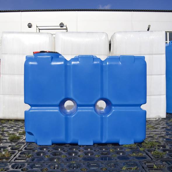 Емкость ST 2000 л