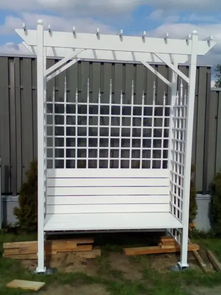 Пергола со скамейкой «Зимний сад»